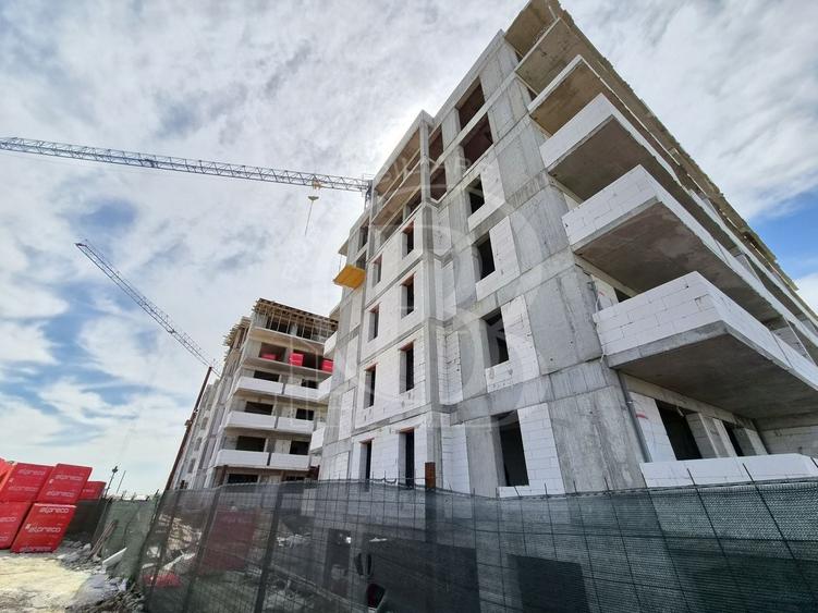 Apartament cu 2 camere decomandat în Theodor Pallady