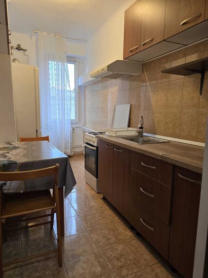 Ocazie ultracentral Cuza Voda 2 camere decomandat 55 mp vedere dubla balcon etaj 2 din 3 - 4