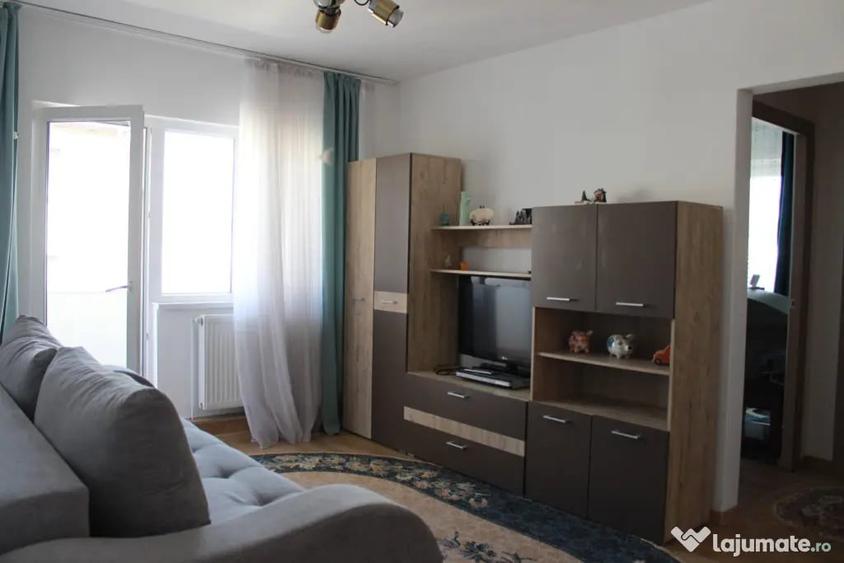 Apartament cu 2 camere semidecomandat în Central
