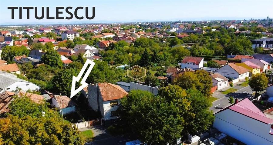 Casă individuală cu 2 camere cu Canalizare în Titulescu