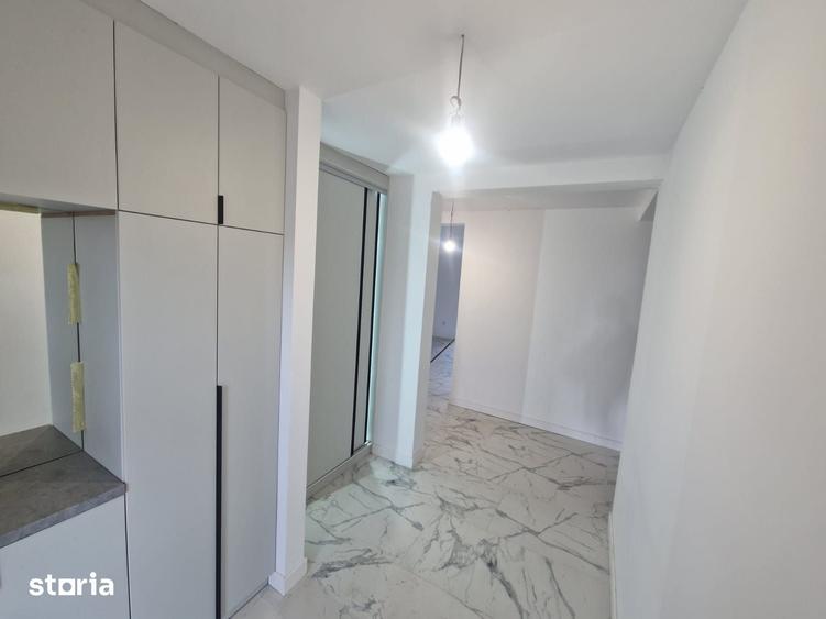 Casă cu 3 camere cu Teren 300 Mp în Cihei