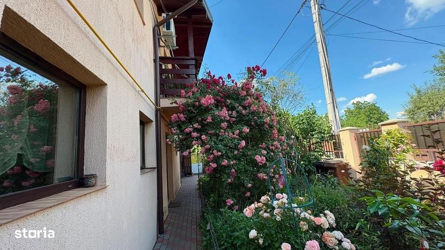 Casă cu 4 camere cu Teren 761 Mp în Aroneanu