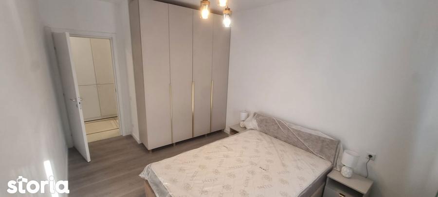 Apartament cu 2 camere decomandat în Metalurgiei