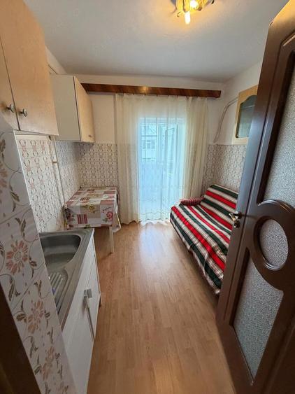 Apartament cu 2 camere decomandat în Radu Negru