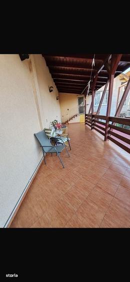 Casă cu 3 camere în Central