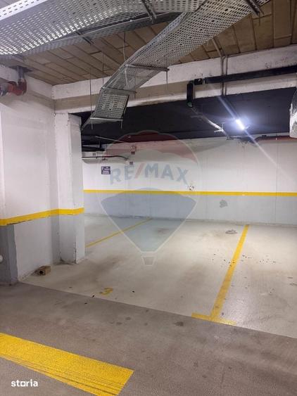 Spațiu comercial, de 13 mp, în Central