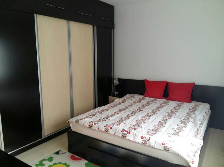 Apartament cu 2 camere decomandat în 13 Septembrie