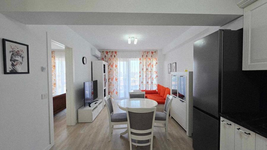 Apartament cu 2 camere nedecomandat în Nufărul