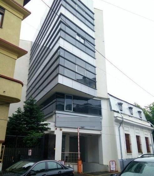Birou, de 1,907 mp, în Armeneasca