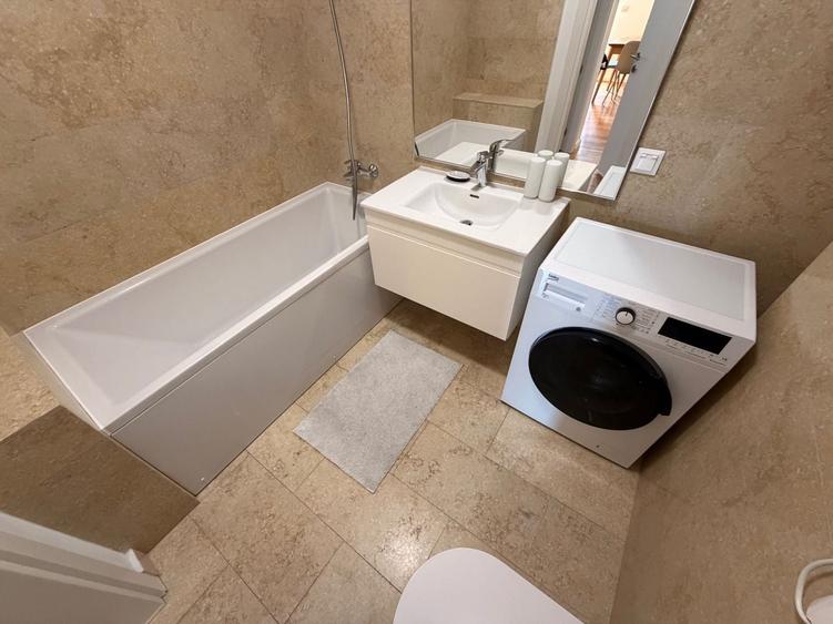 Apartament cu 2 camere decomandat în Domenii