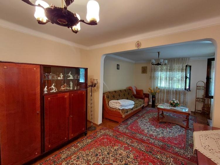 Casă individuală cu 3 camere cu Canalizare în Blejoi