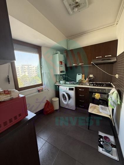 Apartament cu 2 camere semidecomandat în Vitan Mall
