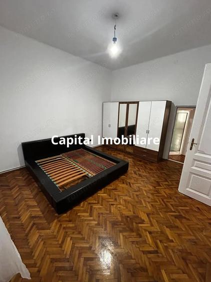 Casă cu 5 camere cu Teren 150 Mp în Malul Mureșului