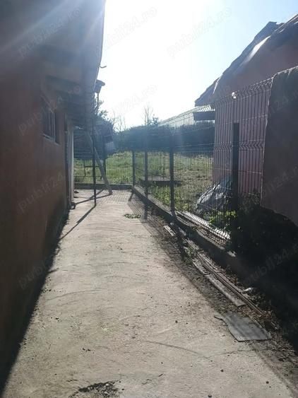 Casă cu 3 camere cu Teren 2476 Mp în Poșta Câlnău