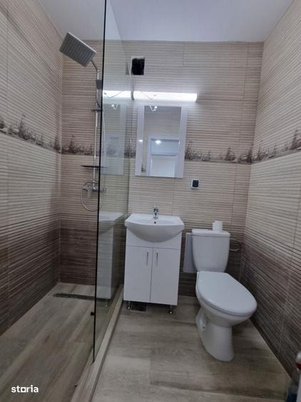 Apartament cu 3 camere decomandat în Giurgiului
