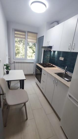 Apartament cu 2 camere decomandat, mobilat în Gara