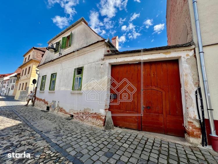 Casa de vanzare - 3 camere, 88 mp - Centrul Istoric - 4