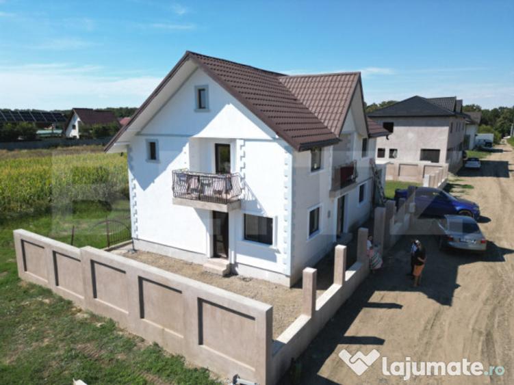Casă cu 5 camere cu Teren 582 Mp în Valea Adâncă