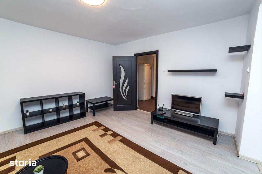 Apartament cu 3 camere semidecomandat, mobilat în Militari — fotografia 3