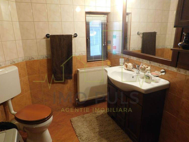 Casă individuală cu 4 camere cu Piscina în Braytim