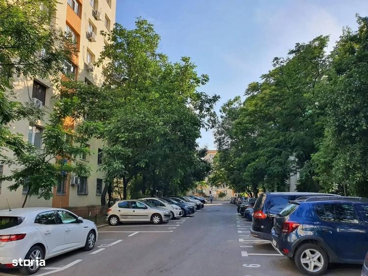 Apartament cu 3 camere decomandat în Sebastian