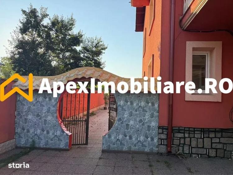 Casă cu 4 camere în Central