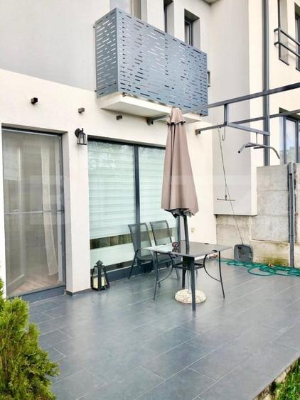 Duplex cu 5 camere cu Canalizare în Iris
