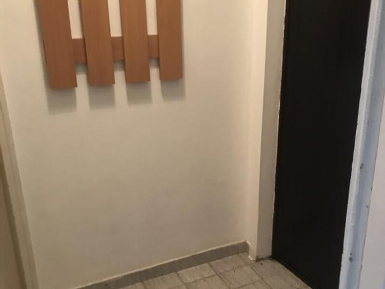 Apartament cu 2 camere semidecomandat, mobilat în Victoriei