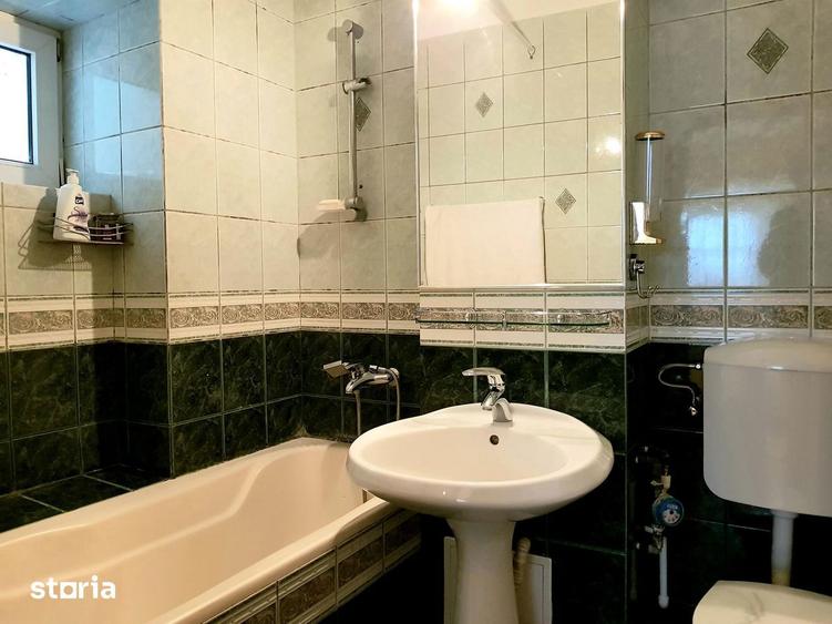 Apartament cu 4 camere decomandat în Stadion