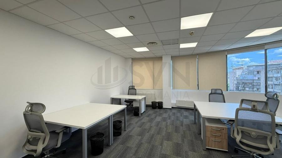 Spațiu comercial, de 36 mp, în Romană