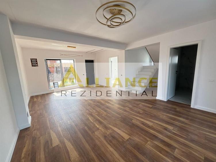 Vila Individuala  - 4 camere - 3 bai-teren -320-600 M de STV - 9