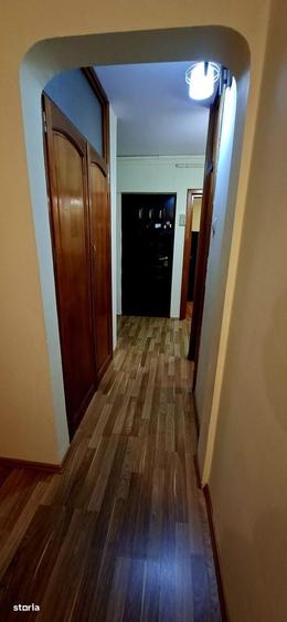 Apartament cu 3 camere decomandat în Popa Șapcă