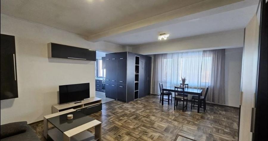 Apartament cu 2 camere semidecomandat, mobilat în Văcăresti