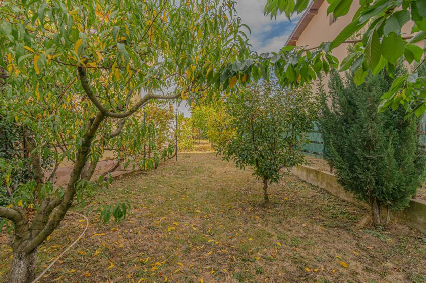 Casă cu 6 camere cu Canalizare în Corbeanca