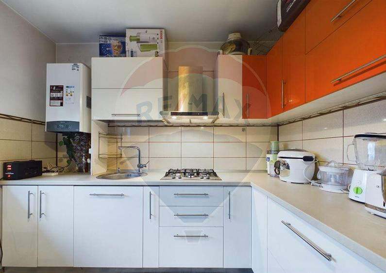 Casa deosebita cu 4 camere in zona Centrala Bragadiru - 15