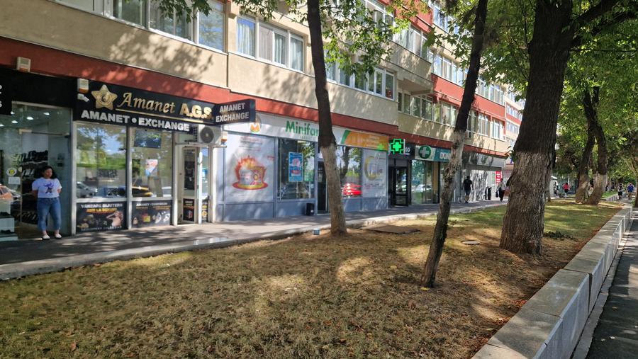 Spațiu comercial, de 60 mp, în Giurgiului