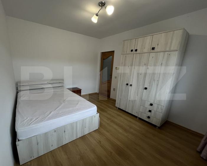 Apartament 2 camere, decomandate, 49 mp, zona Florilor - 1
