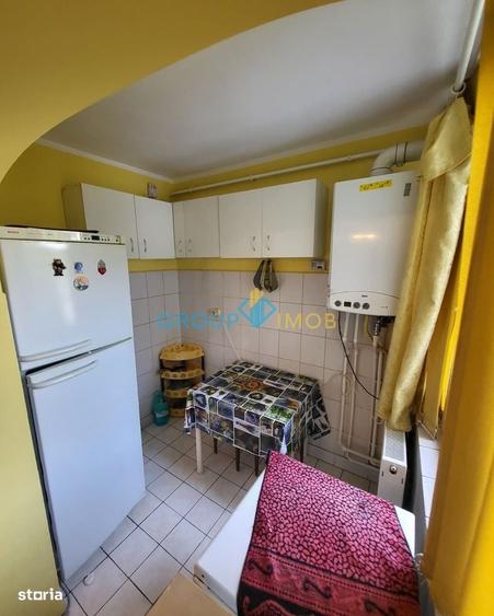 Apartament cu 3 camere decomandat în Alexandru cel Bun