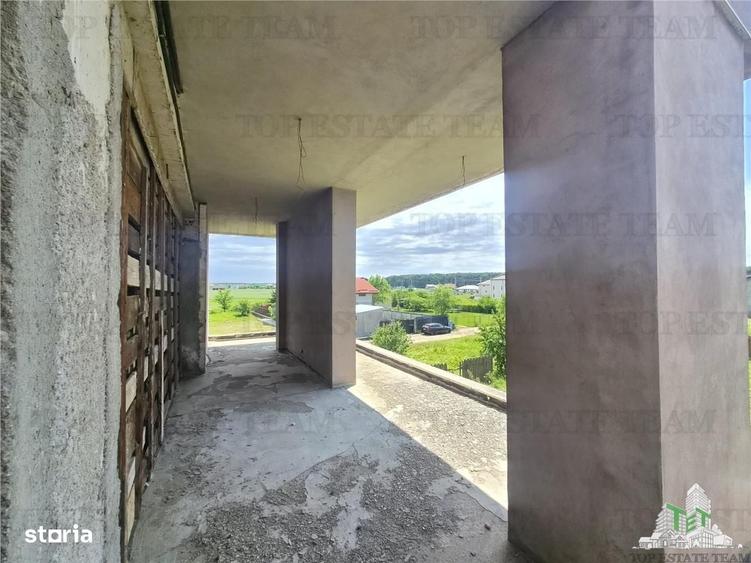 Casă cu 4 camere cu Teren 1372 Mp în Ghermănești