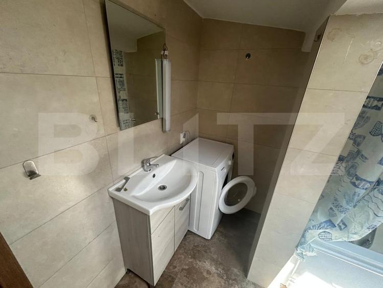 Apartament cu 2 camere semidecomandat, mobilat în Bulgaria