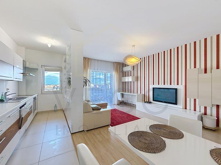 Apartament cu 2 camere semidecomandat, mobilat în Bună Ziua