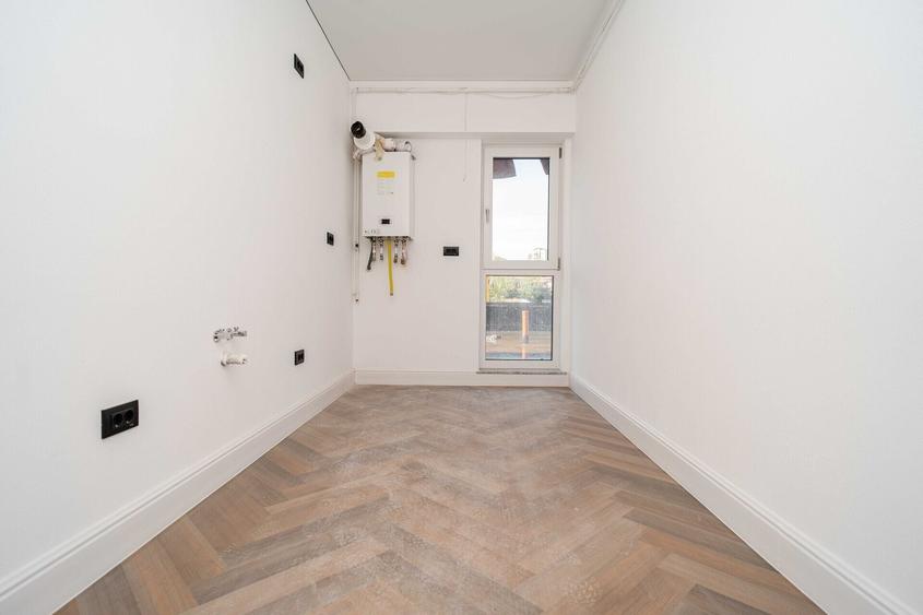 Apartament cu 3 camere decomandat în Tătărași