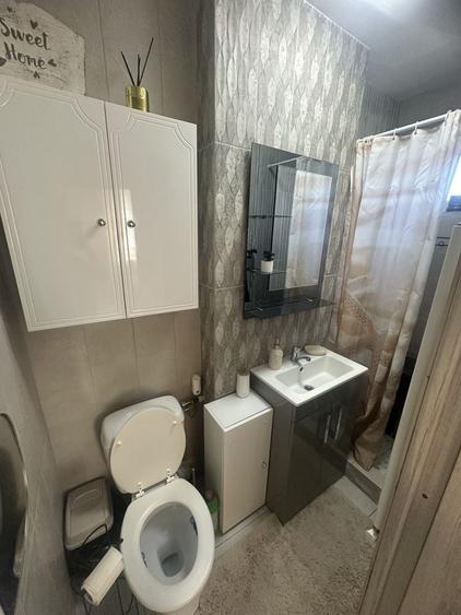 Apartament cu 2 camere decomandat în Micro 19