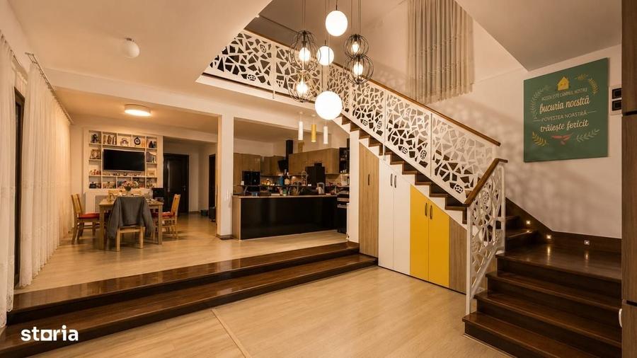 Casă cu 4 camere cu Teren 2100 Mp în Central