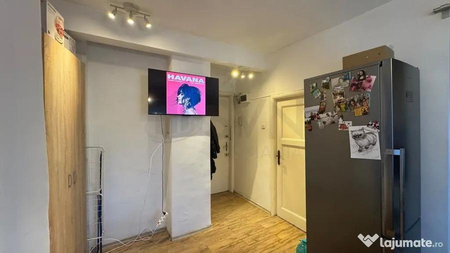 Apartament cu 2 camere semidecomandat în Cișmigiu