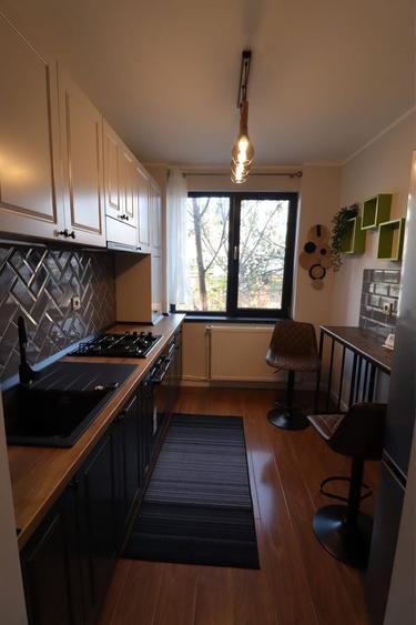 Apartament cu 2 camere semidecomandat în Exterior Vest