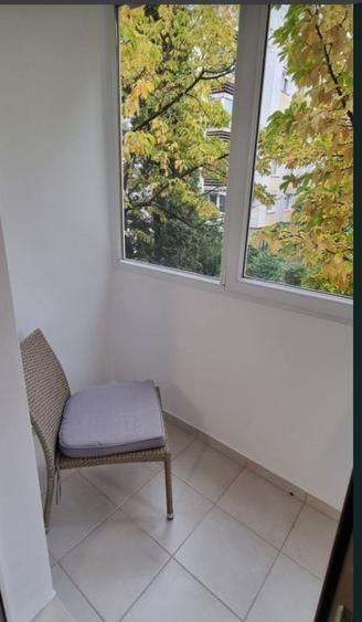 Apartament cu 2 camere decomandat în Pandurilor