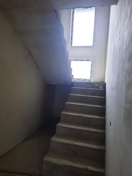 Casă individuală cu 5 camere cu Teren 550 Mp în Tărtășești