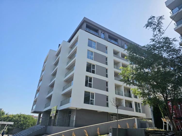 Apartament cu 2 camere decomandat în Vitan