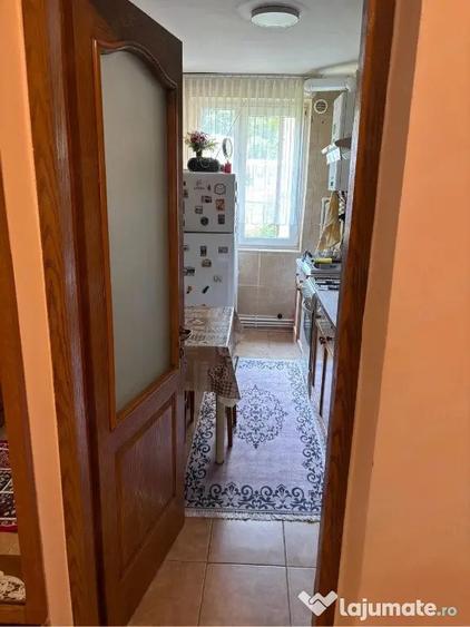 Apartament cu 3 camere decomandat în Ultracentral